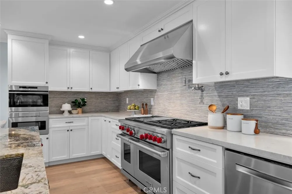 3406 Palm Avenue Manhattan Beach, CA 90266