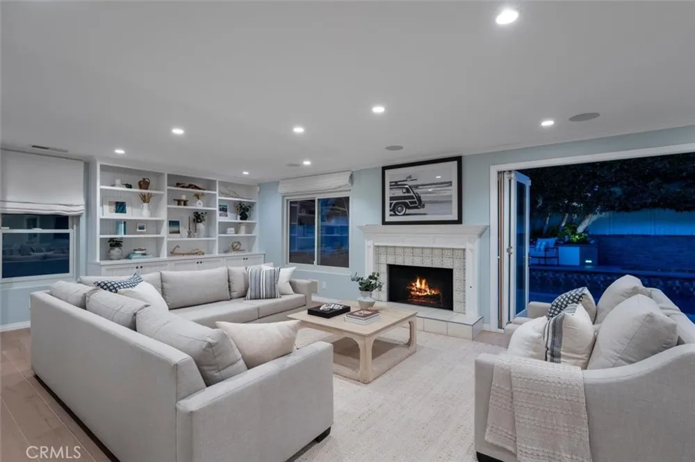 3406 Palm Avenue Manhattan Beach, CA 90266