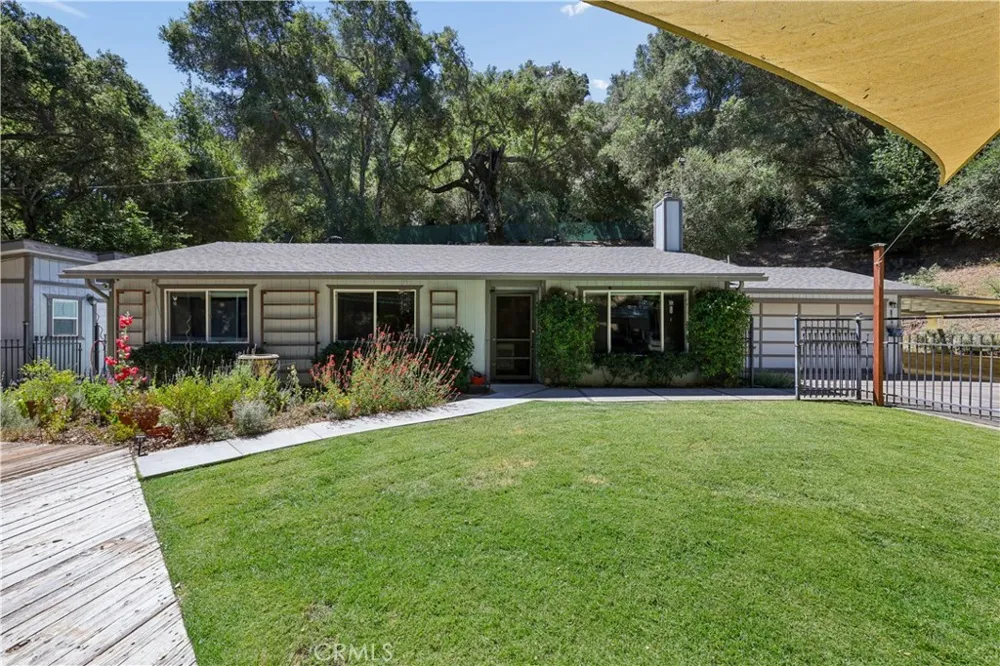 8390 Del Rio Atascadero, CA 93422