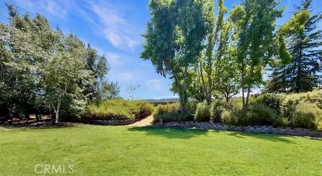 1380 Shane Templeton, CA 93465