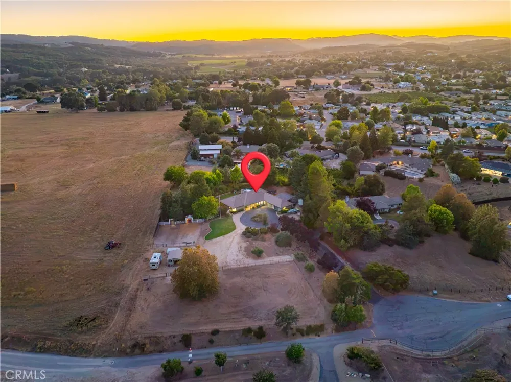 1380 Shane Templeton, CA 93465