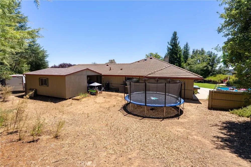 1380 Shane Templeton, CA 93465