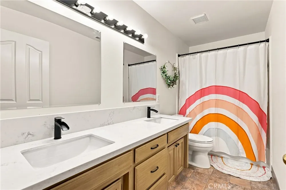 1380 Shane Templeton, CA 93465