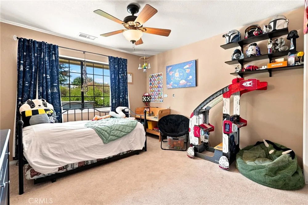 1380 Shane Templeton, CA 93465