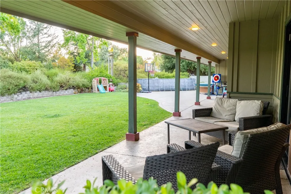 1380 Shane Templeton, CA 93465