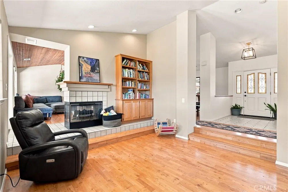 1380 Shane Templeton, CA 93465