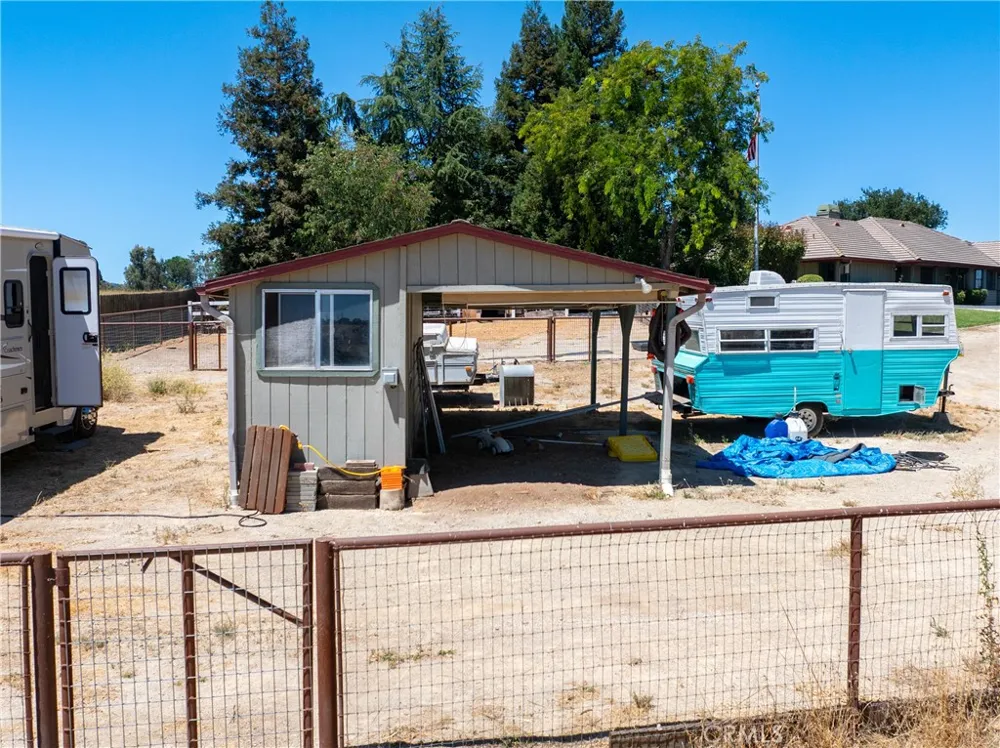 1380 Shane Templeton, CA 93465