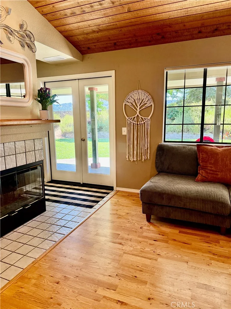 1380 Shane Templeton, CA 93465