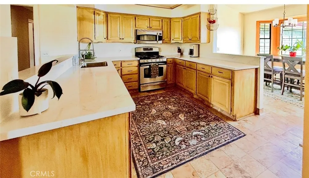 1380 Shane Templeton, CA 93465