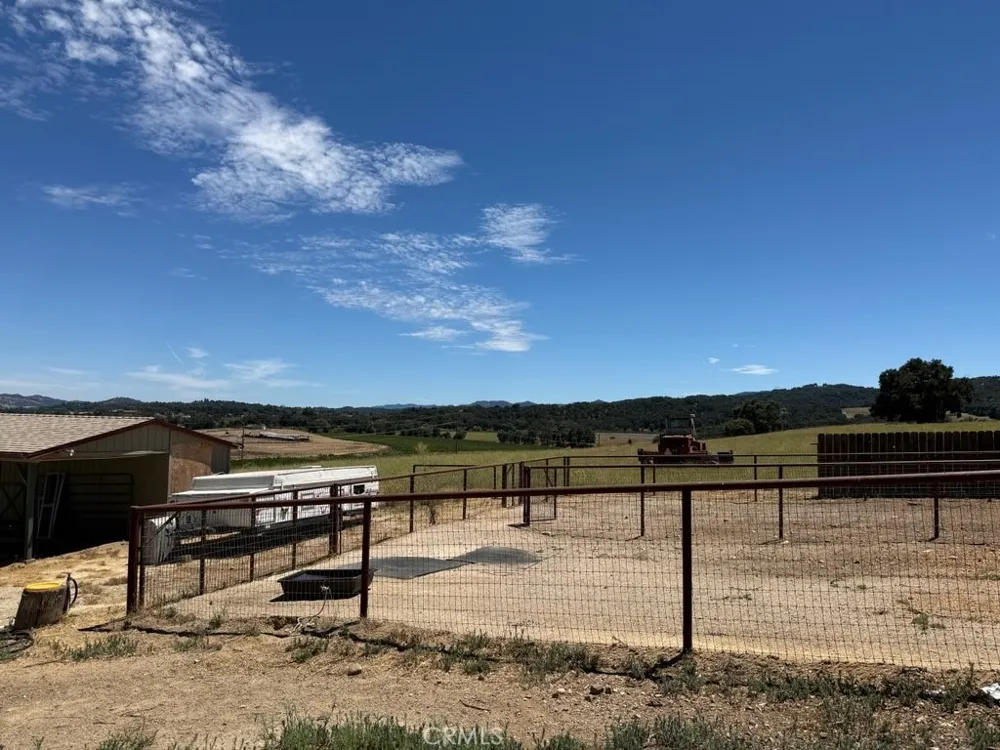 1380 Shane Templeton, CA 93465