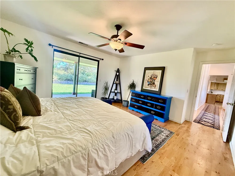 1380 Shane Templeton, CA 93465