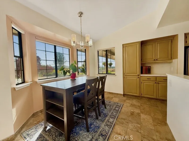 1380 Shane Templeton, CA 93465