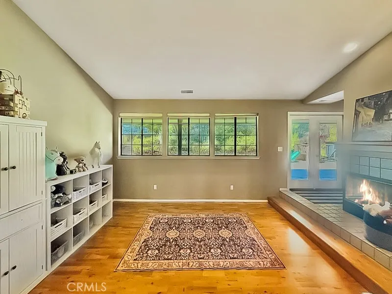 1380 Shane Templeton, CA 93465