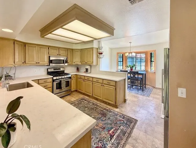 1380 Shane Templeton, CA 93465