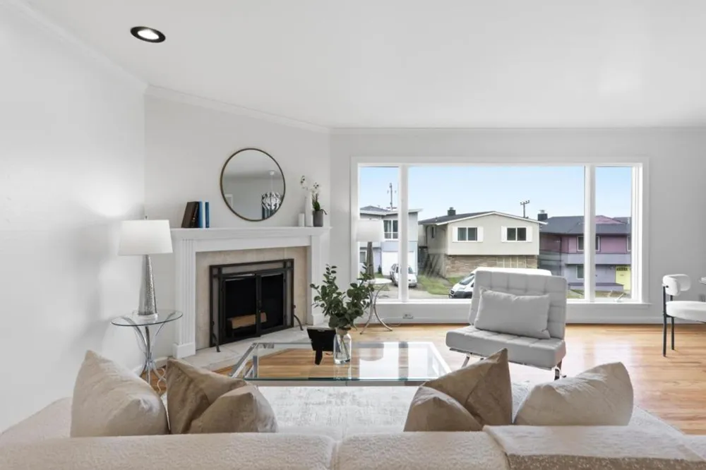 725 Clarinada Avenue Daly City, CA 94015