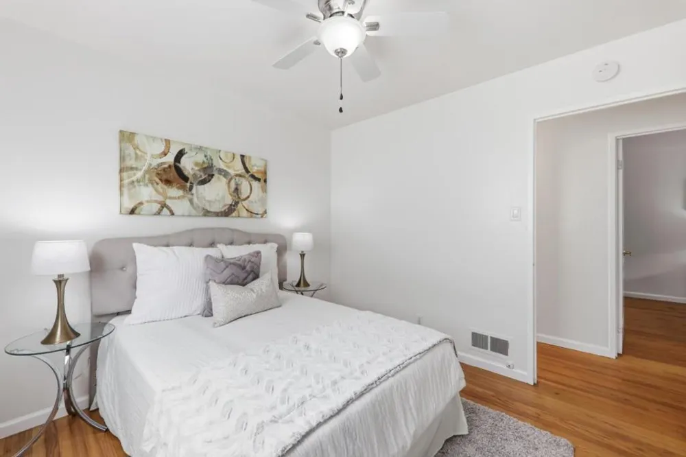 725 Clarinada Avenue Daly City, CA 94015