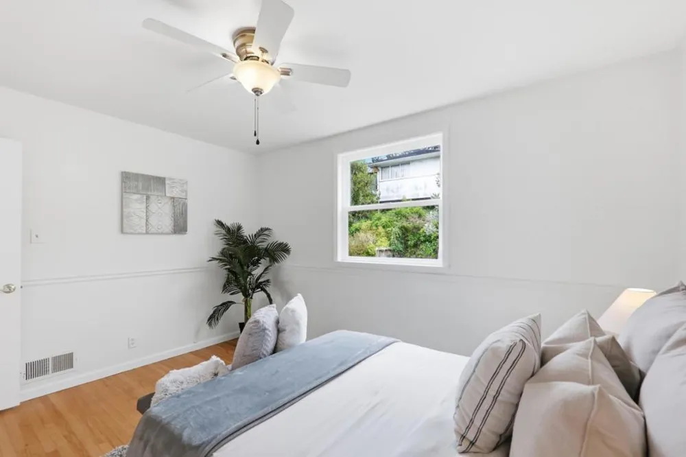 725 Clarinada Avenue Daly City, CA 94015