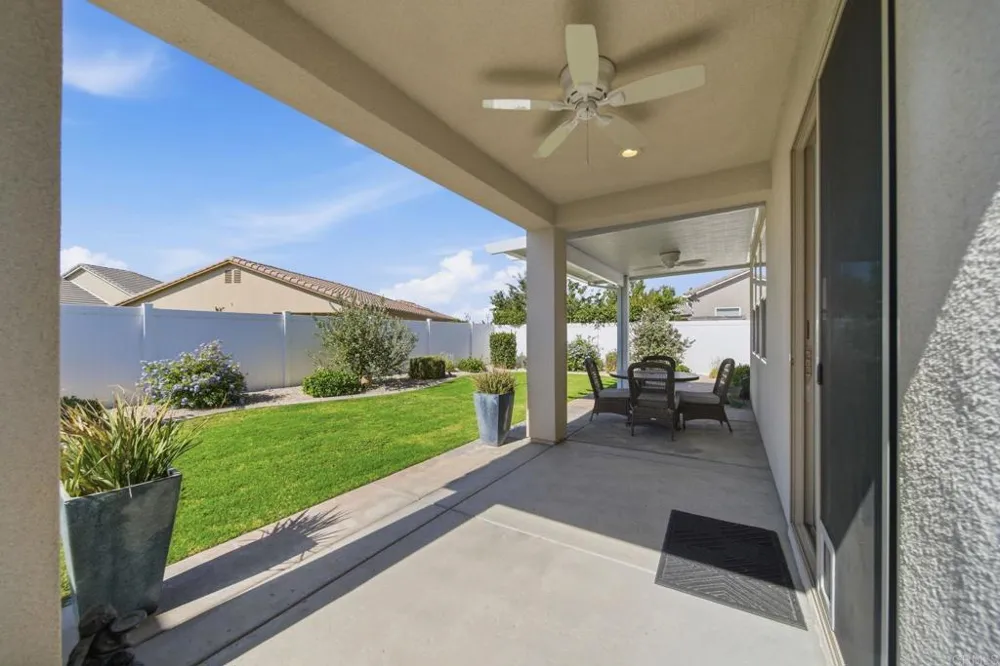 14313 Harborough Drive Bakersfield, CA 93311