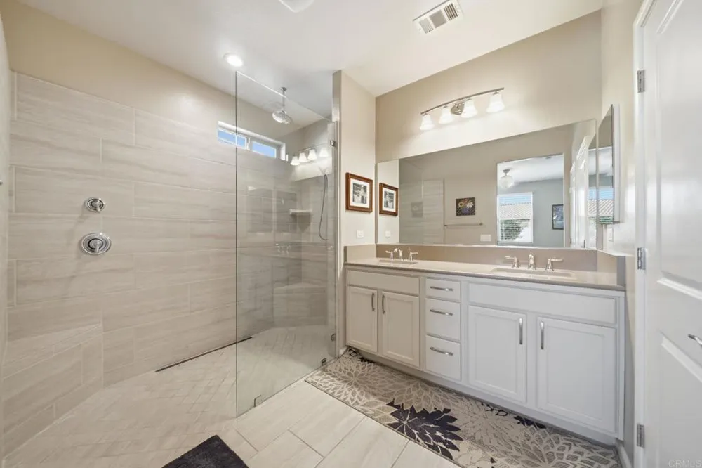 14313 Harborough Drive Bakersfield, CA 93311