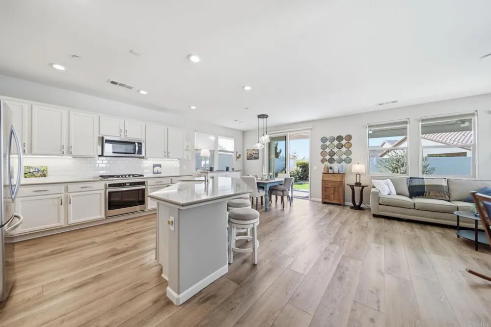 14313 Harborough Drive Bakersfield, CA 93311