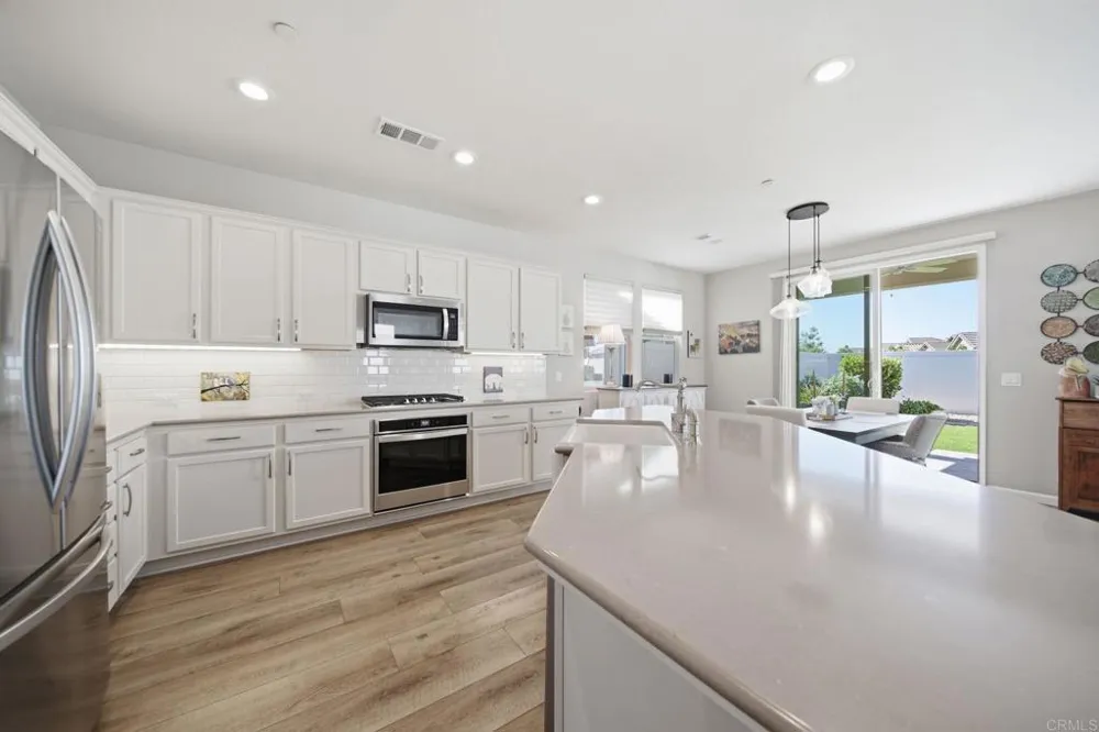 14313 Harborough Drive Bakersfield, CA 93311