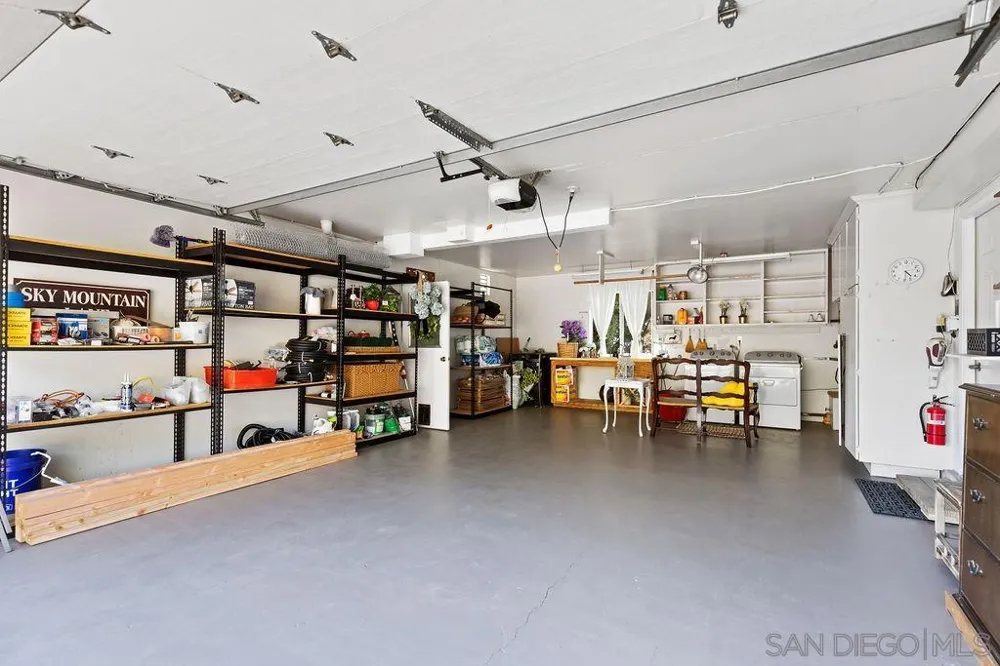 720 Sky Mountain Lane Alpine, CA 91901