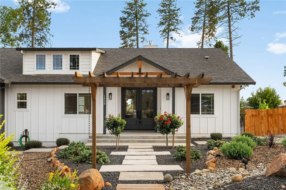1458 Leafy Lane Paradise, CA 95969
