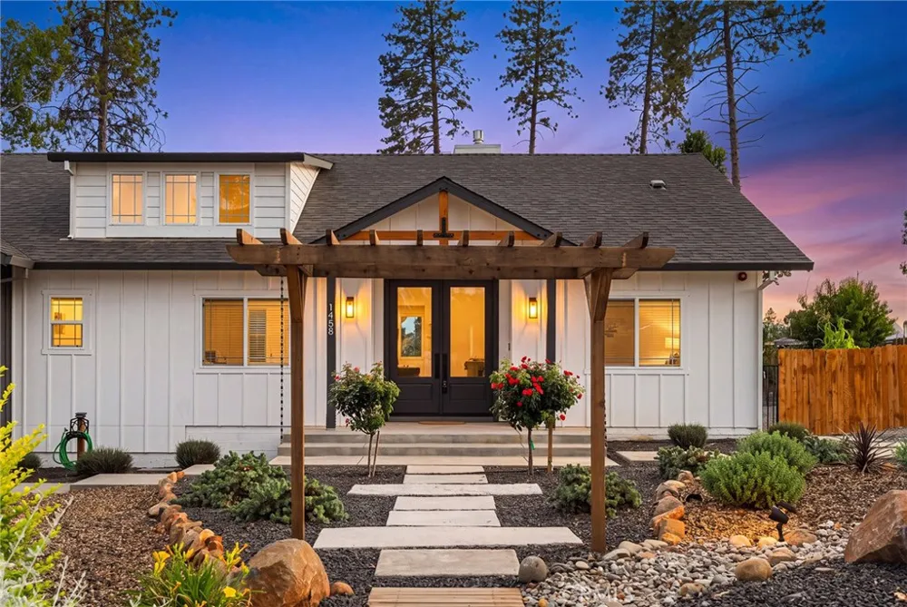 1458 Leafy Lane Paradise, CA 95969