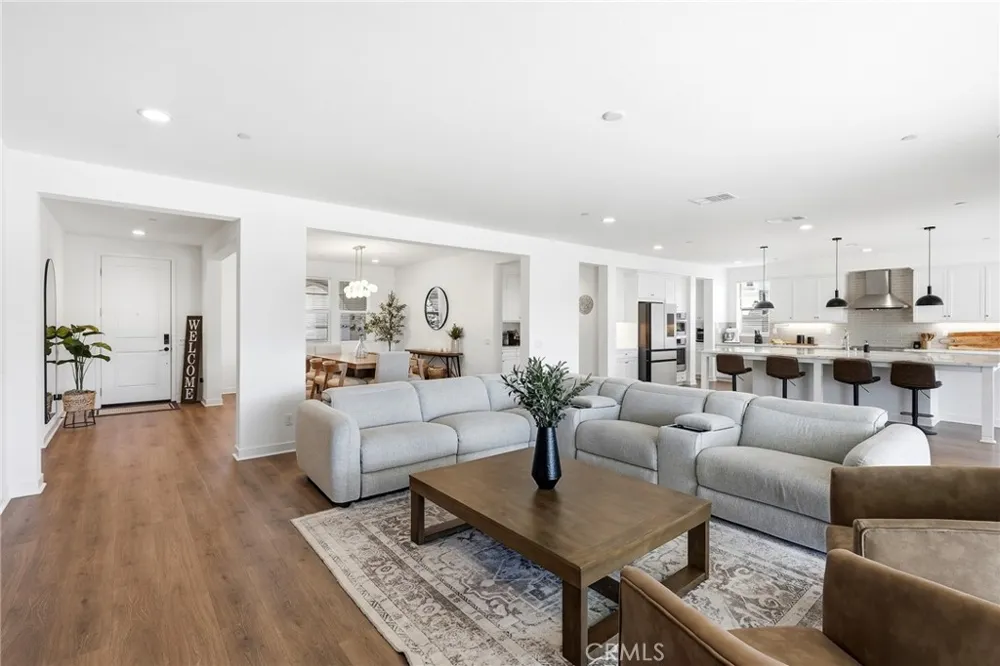 39648 Canter Court Palmdale, CA 93551