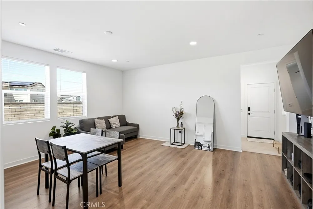 39648 Canter Court Palmdale, CA 93551