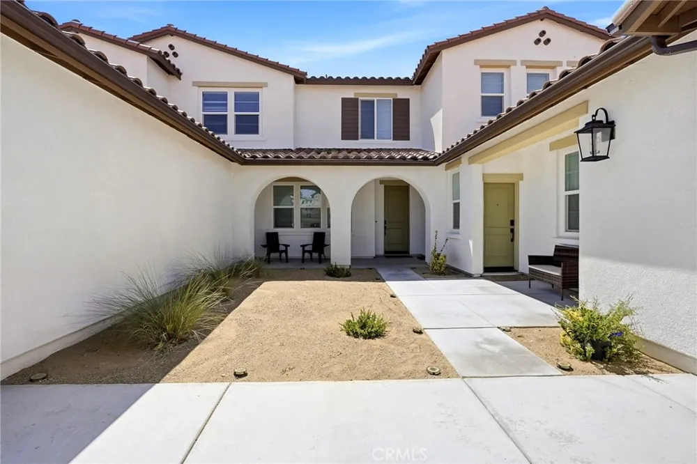 39648 Canter Court Palmdale, CA 93551