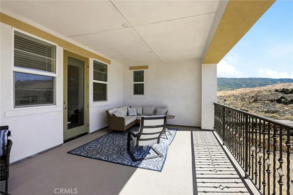 39648 Canter Court Palmdale, CA 93551