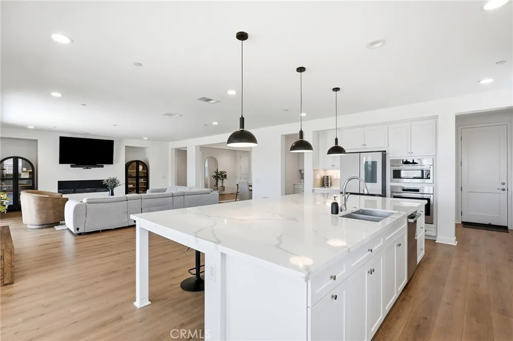 39648 Canter Court Palmdale, CA 93551