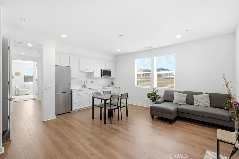 39648 Canter Court Palmdale, CA 93551