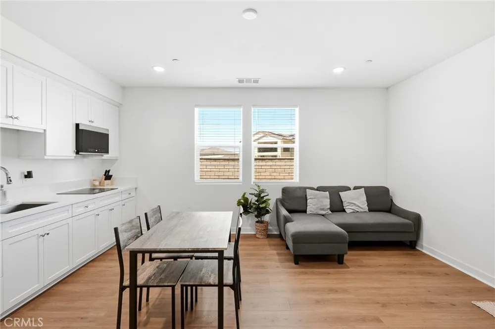 39648 Canter Court Palmdale, CA 93551
