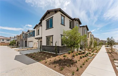4234 East Flutter Privado
