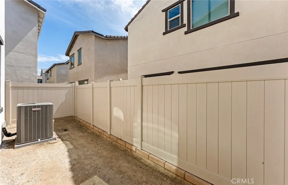 4234 East Flutter Privado Ontario, CA 91761