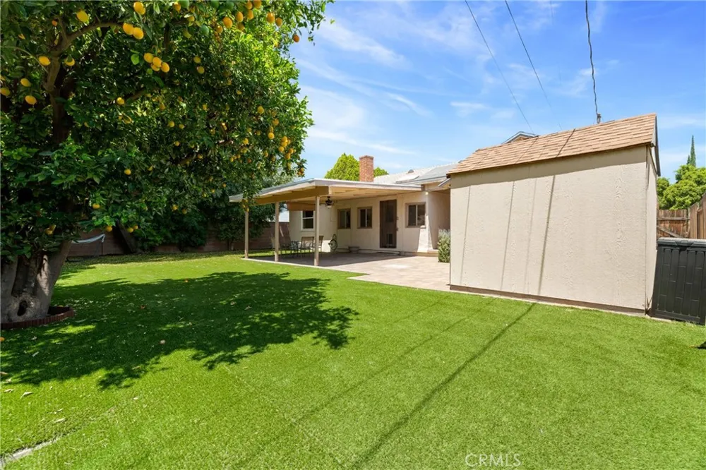 20310 Londelius Winnetka, CA 91306