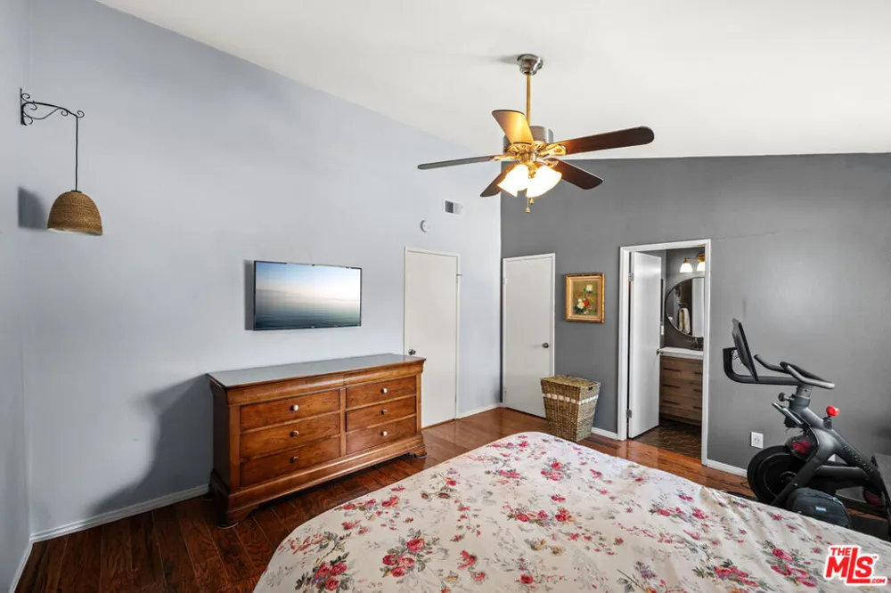 26331 Rainbow Glen Drive #239 Santa Clarita, CA 91321