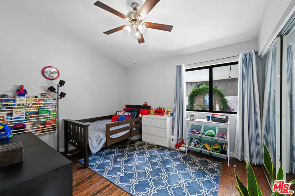 26331 Rainbow Glen Drive #239 Santa Clarita, CA 91321