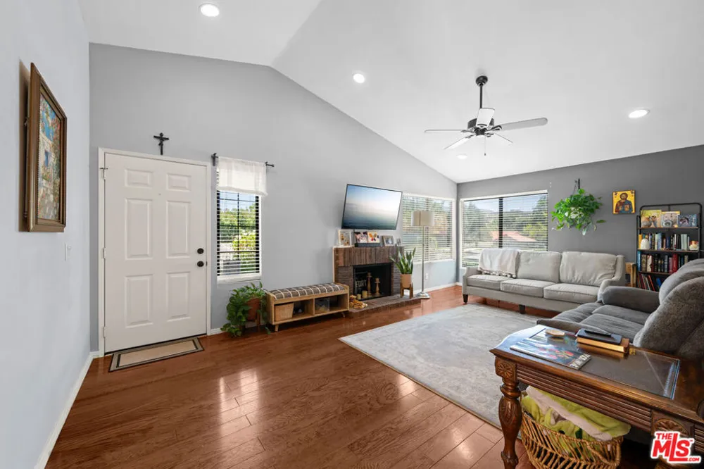 26331 Rainbow Glen Drive #239 Santa Clarita, CA 91321