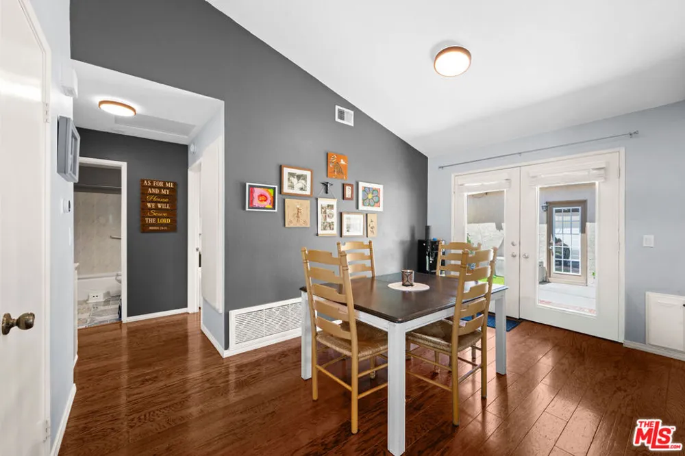 26331 Rainbow Glen Drive #239 Santa Clarita, CA 91321