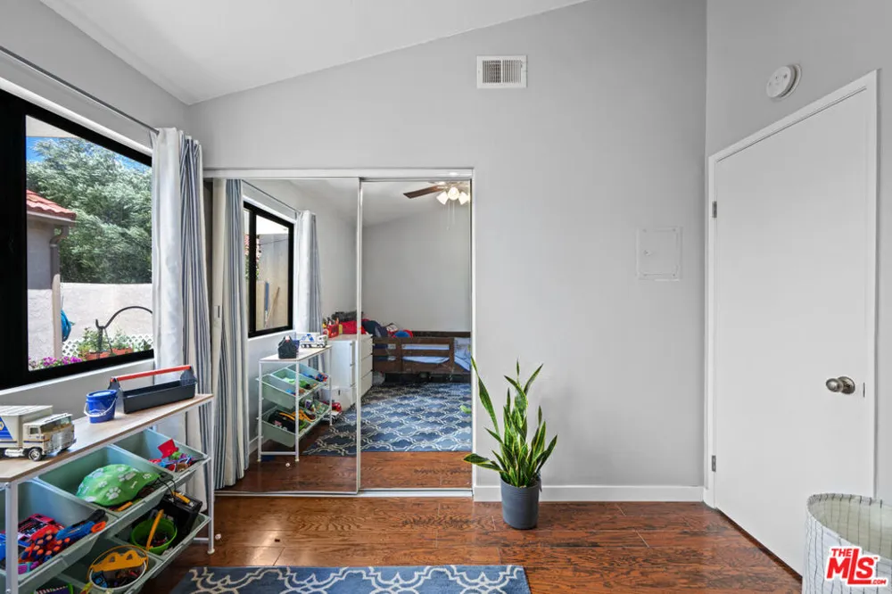 26331 Rainbow Glen Drive #239 Santa Clarita, CA 91321