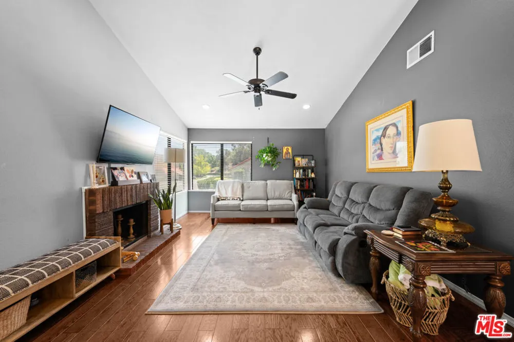 26331 Rainbow Glen Drive #239 Santa Clarita, CA 91321