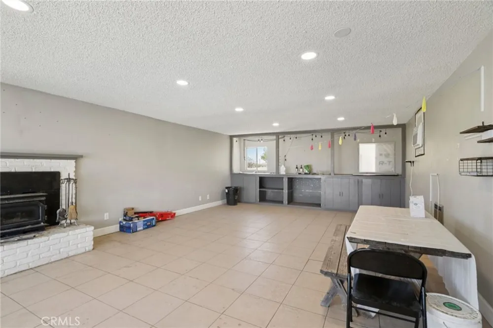 20741 E Avenue J12 Lancaster, CA 93535