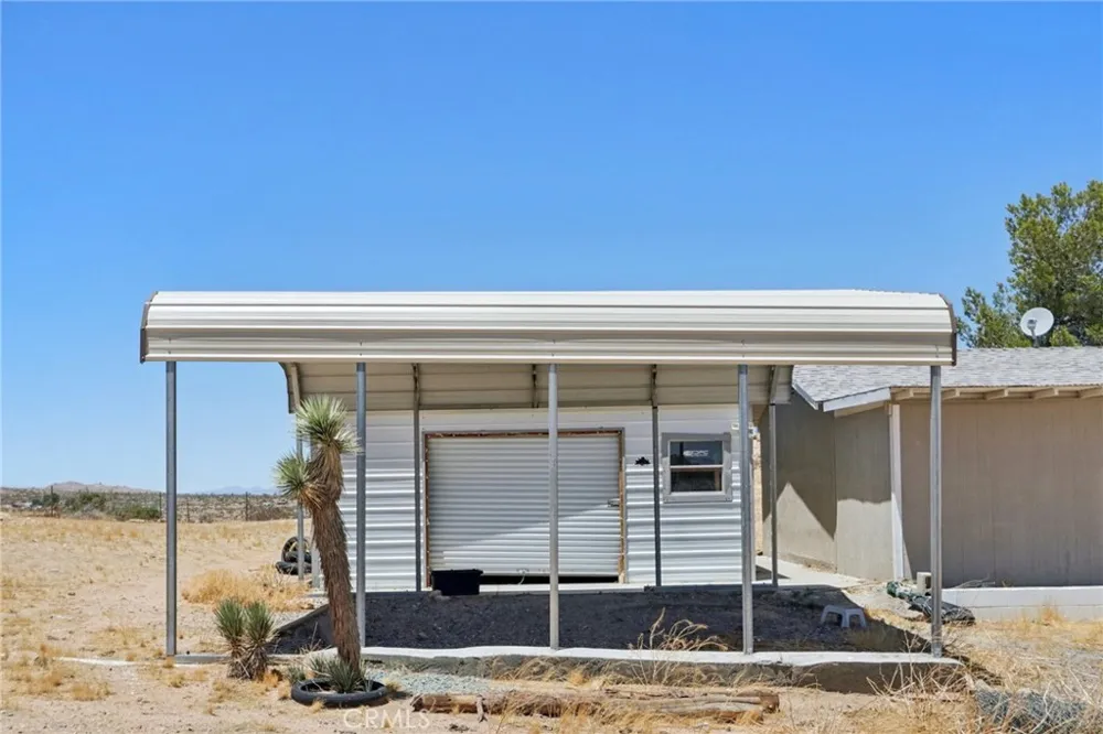 20741 E Avenue J12 Lancaster, CA 93535