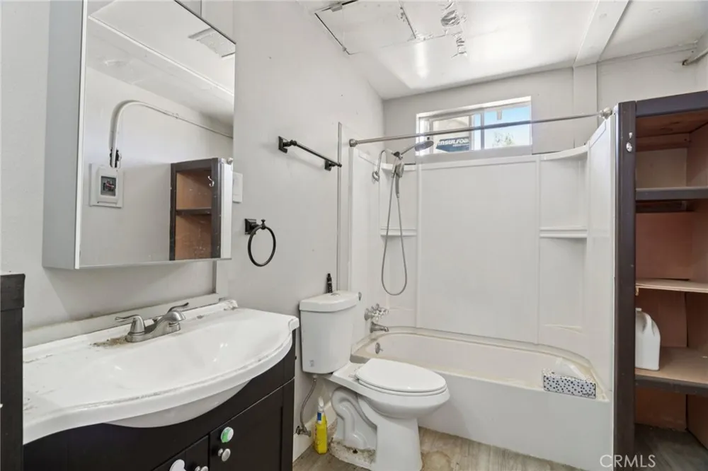 20741 E Avenue J12 Lancaster, CA 93535