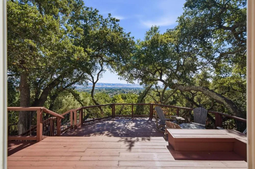 8411 Goldenrod Circle Gilroy, CA 95020