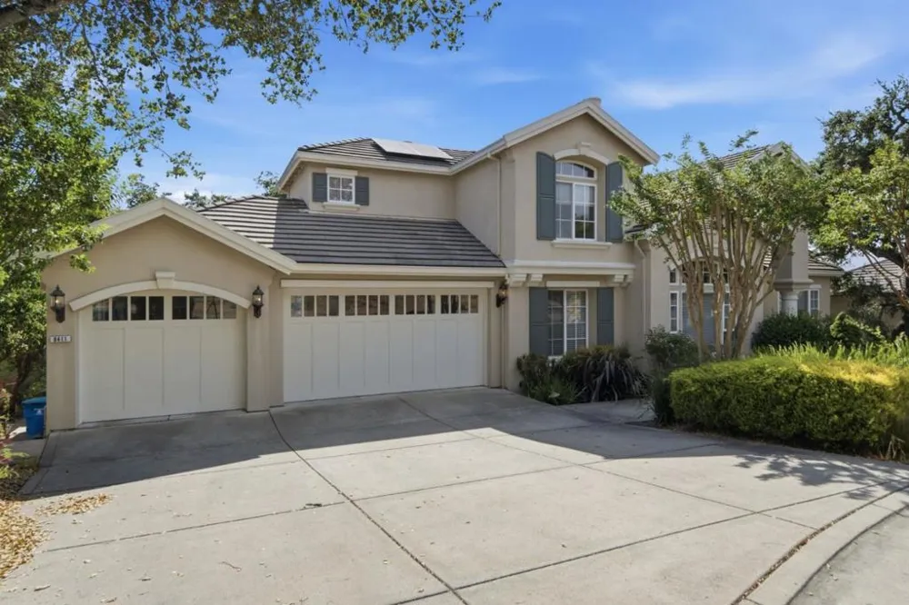 8411 Goldenrod Circle Gilroy, CA 95020
