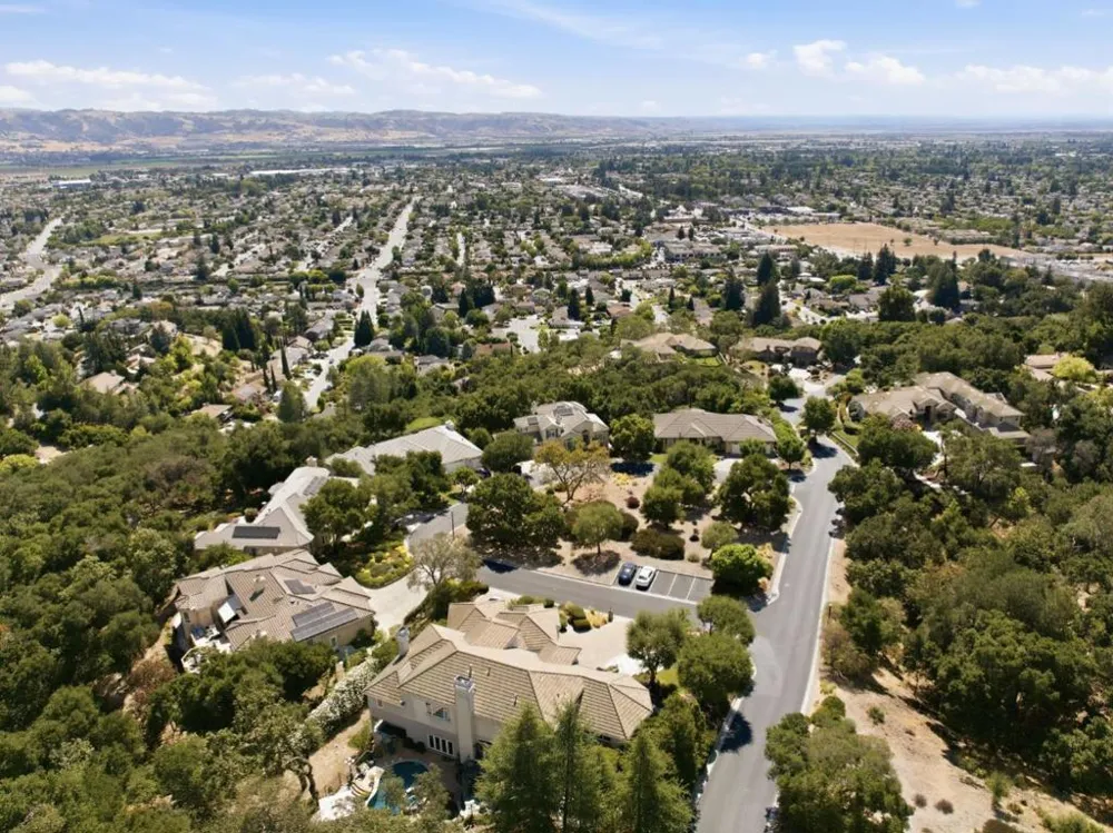 8411 Goldenrod Circle Gilroy, CA 95020